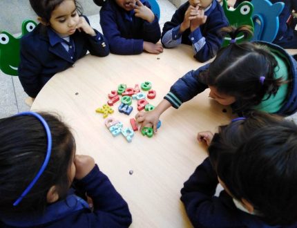 Learning-Alphabets-Play-Group-10